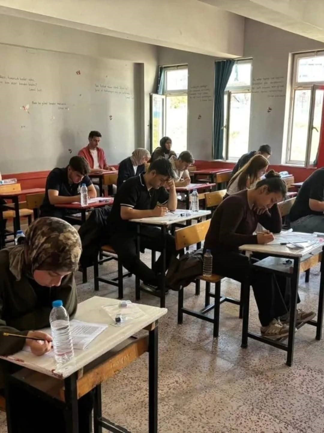 SİNOP’UN BOYABAT İLÇESİNDE, HEDEF LGS VE HEDEF YKS PROJELERİ KAPSAMINDA "TAM PROVA SINAVI"...