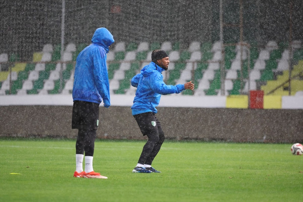 Sipay Bodrum FK, Trendyol 1. Lig'in 16. haftasında deplasmanda Bandırmaspor ile oynayacağı maçın...