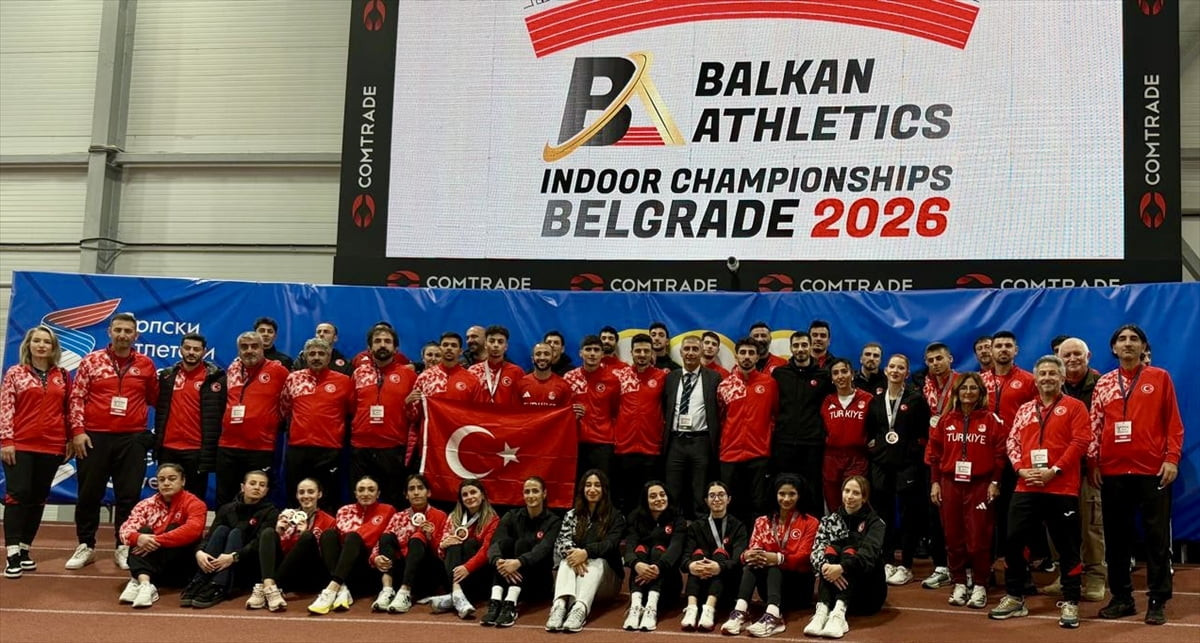 Sırbistan'da düzenlenen Balkan Salon Atletizm Şampiyonası'nda 14 madalya kazanan Türkiye, genel...