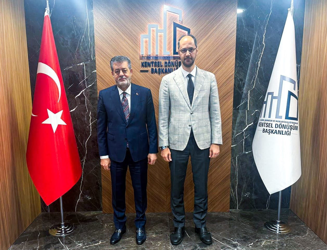 ŞIRNAK BELEDİYE BAŞKANI MEHMET YARKA, ÇEVRE, ŞEHİRCİLİK VE İKLİM DEĞİŞİKLİĞİ BAKANLIĞI KENTSEL...