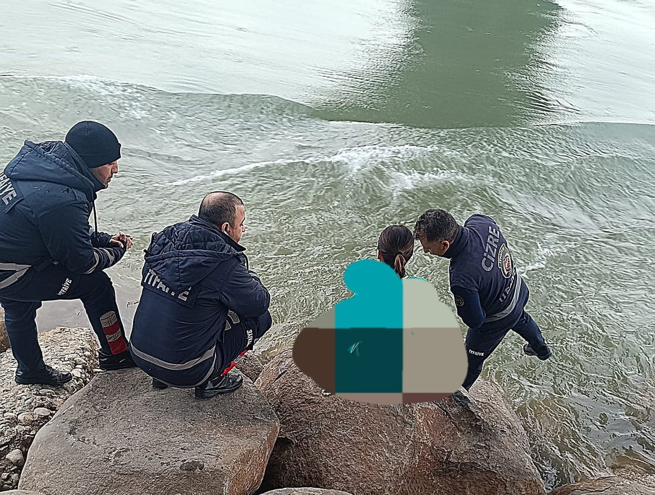 ŞIRNAK'IN CİZRE İLÇESİNDE DİCLE NEHRİ'NE ATLAYARAK İNTİHAR TEŞEBBÜSÜNDE BULUNAN GENÇ KIZ İKNA...