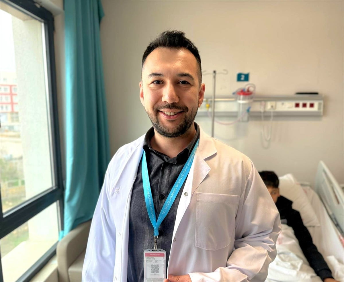 Şırnak'ta yaşayan böbrek hastası 12 yaşındaki Mehmet Nurullah Aslan, Mardin Eğitim ve Araştırma...