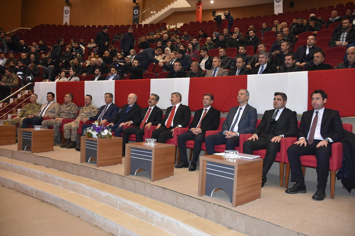 Şırnak'ta, Yüzyılın Konut Projesi kapsamında inşa edilecek 1492 konutun hak sahibi çekilen...