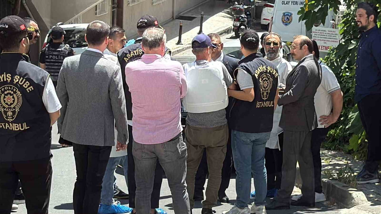 ŞİŞLİ FULYA'DAKİ EVİNİN ÖNÜNDE 24 MART 2016 GÜNÜ SİLAHLI SALDIRIYA UĞRAYAN MEZDEKE GRUBU ÜYESİ...