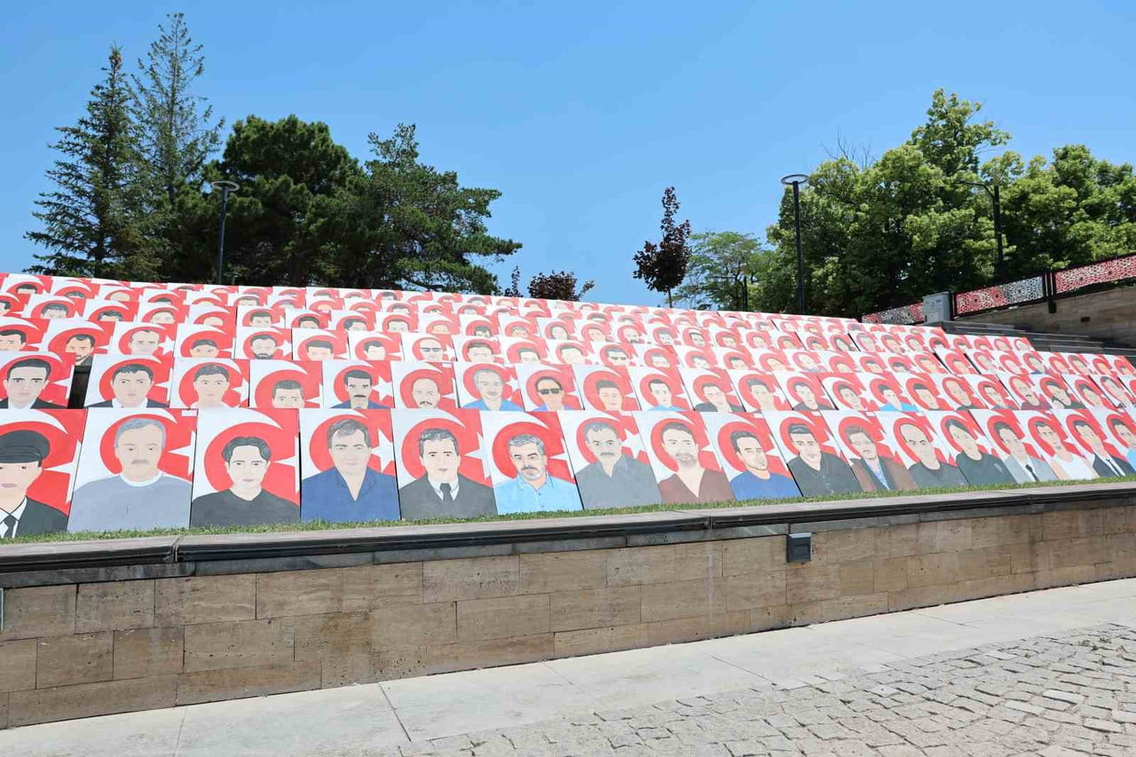 SİVAS VALİLİĞİ TARAFINDAN HAZIRLANAN 15 TEMMUZ DEMOKRASİ VE MİLLİ BİRLİK GÜNÜ ANI MERKEZİNİN...