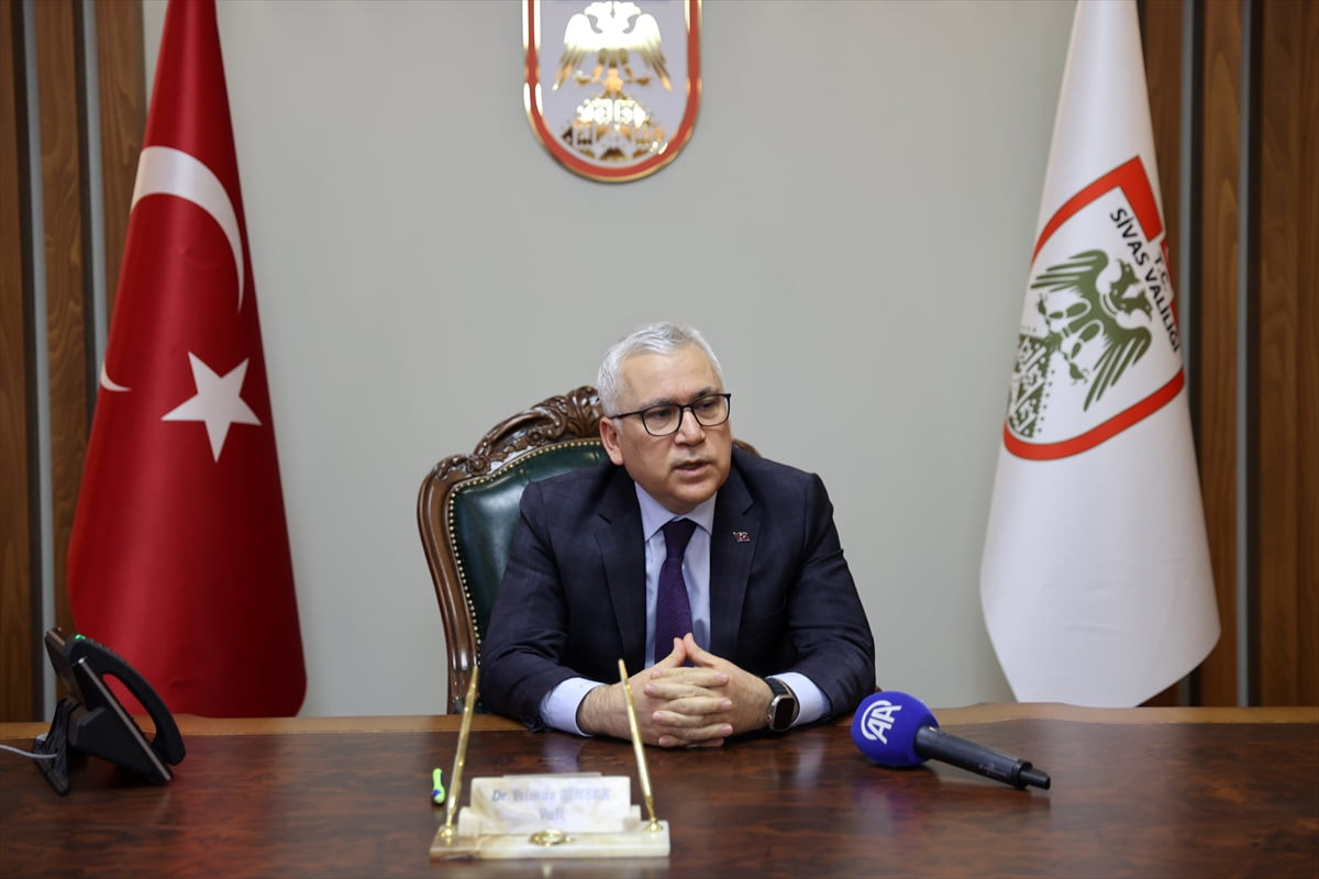 Sivas Valisi Yılmaz Şimşek, Anadolu Ajansının (AA) gözünden 2025'e damga vuran olaylara ait...