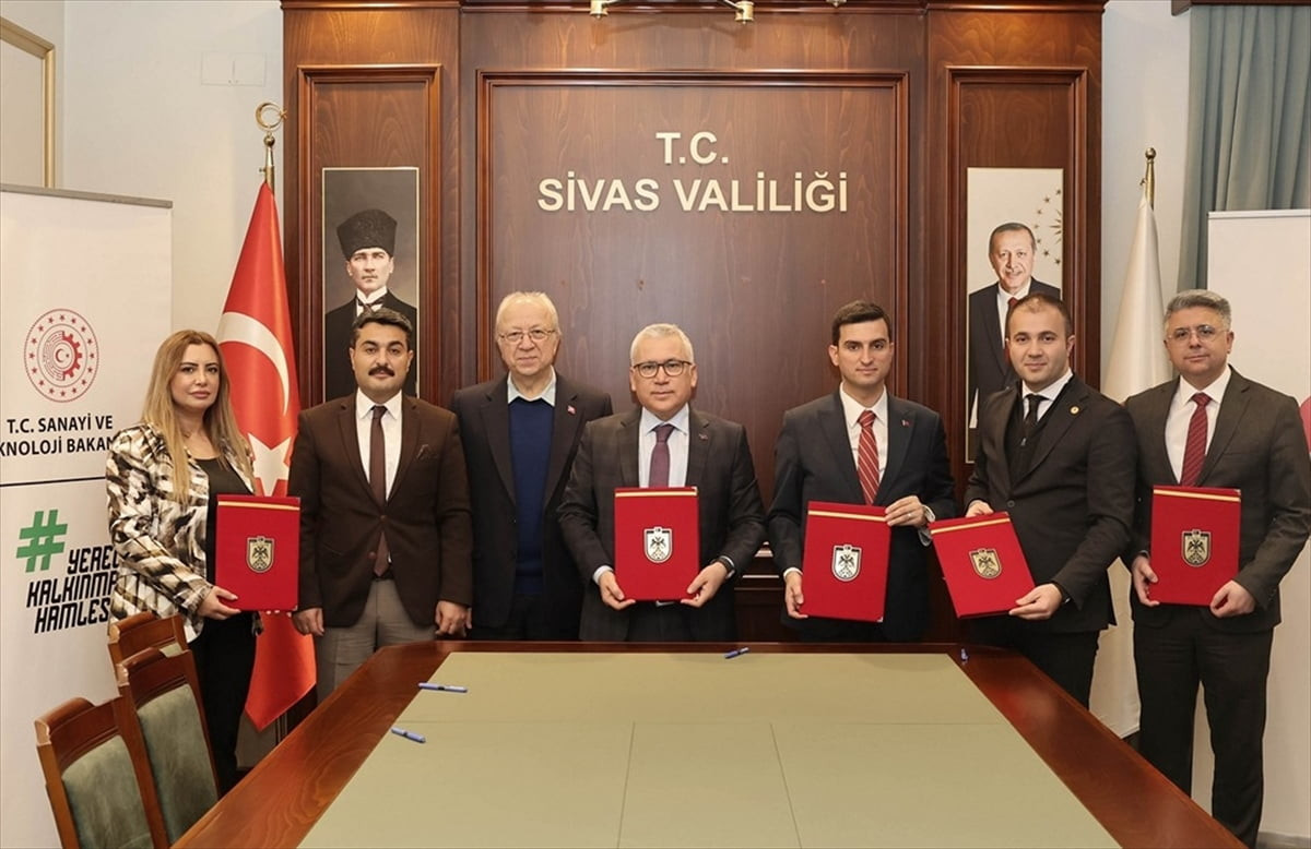 Sivas'ta 1271 yılında Selçuklu Sultanı III. Gıyaseddin Keyhüsrev döneminde yapılan Buruciye...