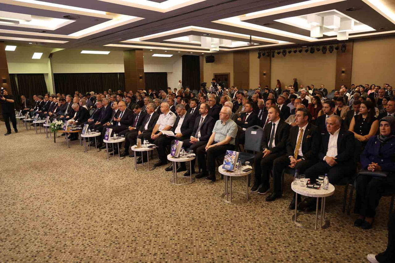 SİVAS’IN TURİZMDEKİ YOL HARİTASININ BELİRLENDİĞİ ‘SİVAS TURİZM MASTER PLANI VE GELİŞTİRME EYLEM...