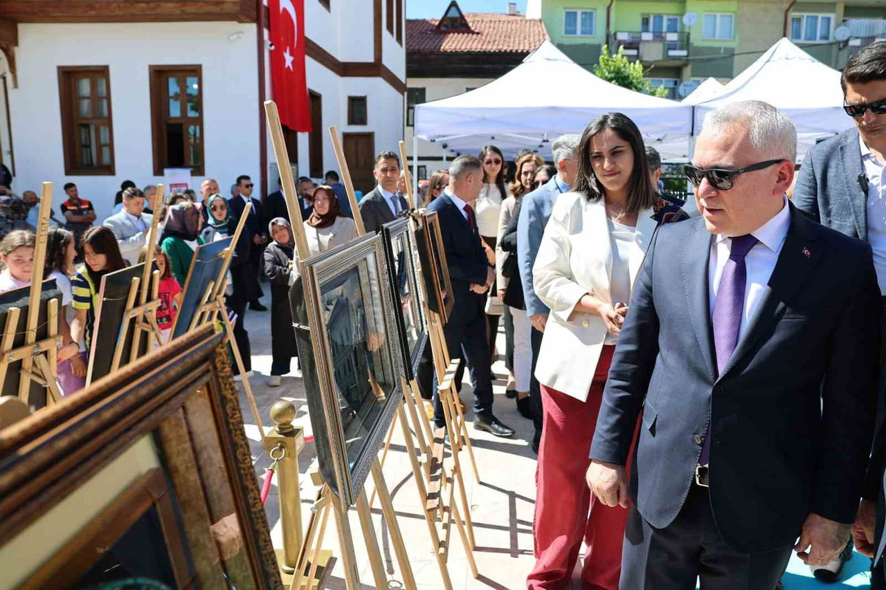 SİVAS’TA GELENEKSEL EL SANATLARI TASARIM MERKEZİ PROJESİ’NİN KAPANIŞ SERGİSİ DÜZENLENDİ. SİVAS...