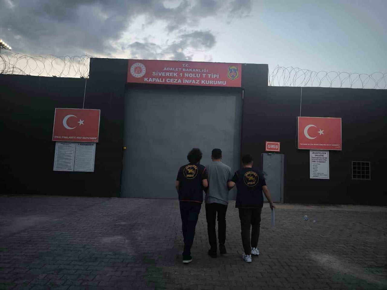 SİVEREK