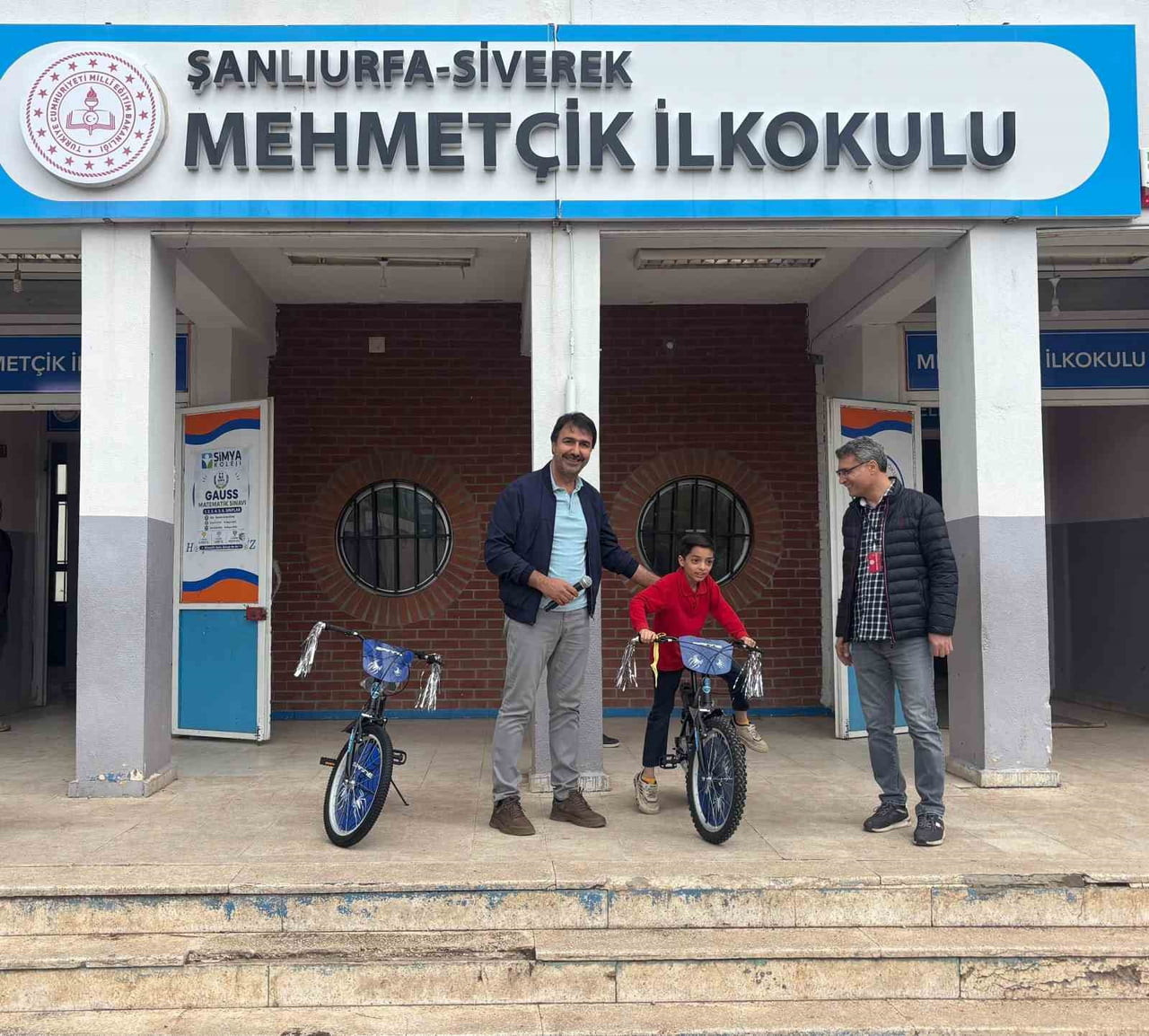 SİVEREK’TE ÇEVREYE DUYARLI ÖĞRENCİLER BİSİKLETLE ÖDÜLLENDİRİLDİ