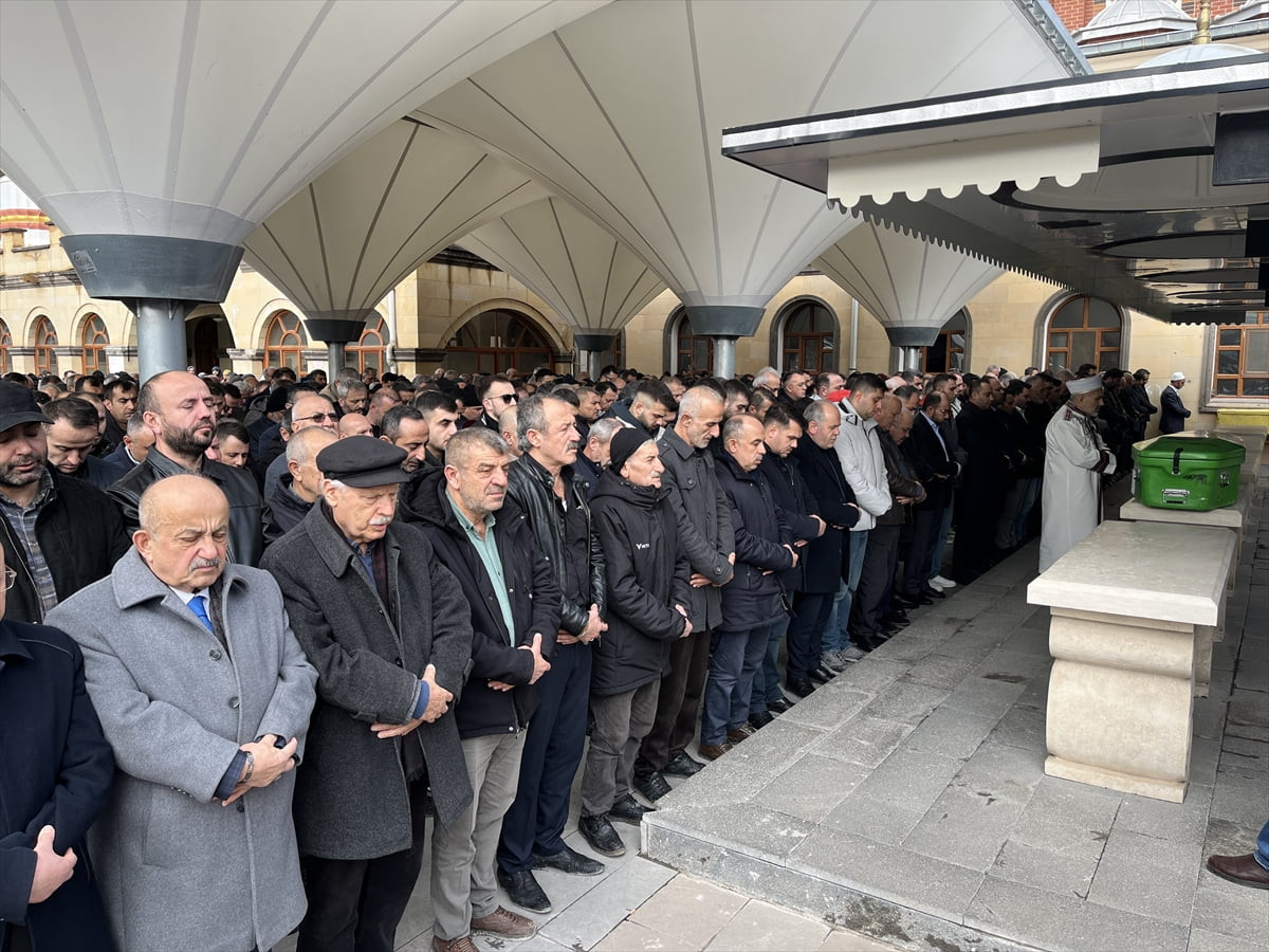 Sosyal Güvenlik Kurumu (SGK) Çankırı İl Müdürü Mustafa Yılmaz, 57 yaşında hayatını...