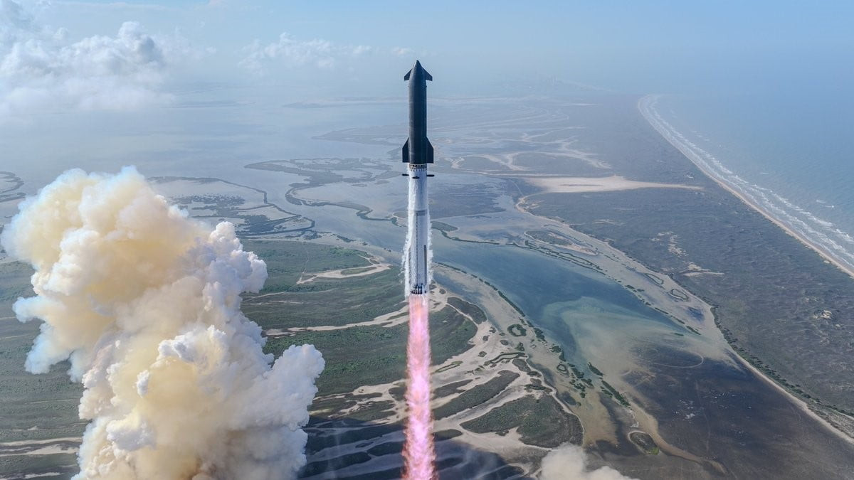 SPACEX, DÜNYANIN EN GÜÇLÜ UZAY ROKETİ OLARAK BİLİNEN STARSHİP'İN 12'NCİ TEST UÇUŞUNU...