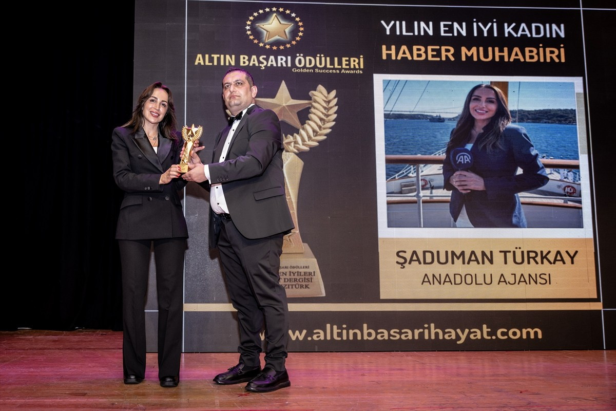 Spiker Platformu ve Hayat dergisi tarafından bu yıl 21. kez düzenlenen "Altın Başarı Ödülleri"...