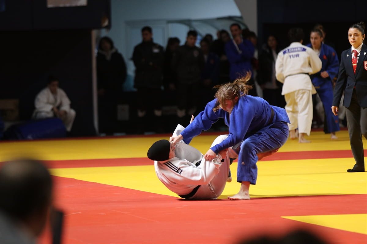Spor Toto Büyükler Türkiye Judo Şampiyonası, Kocaeli'de tamamlandı. Kocaeli Büyükşehir Belediyesi...