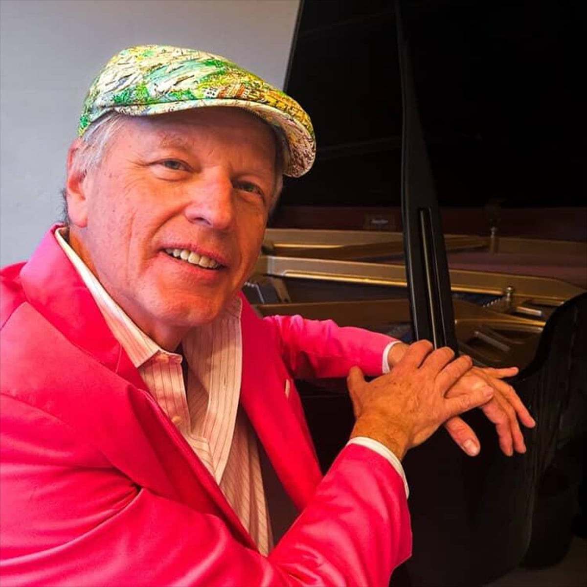 Stuttgart yakınlarında yaşayan Alman piyanist, besteci ve piyano eğitmeni Uwe Dringenberg, AA...