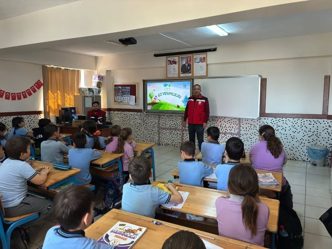 SU VERİMLİLİĞİ SEFERBERLİĞİ ÇERÇEVESİNDE EĞİTİMLERİNE DEVAM EDEN AYDIN İL TARIM VE ORMAN MÜDÜRLÜĞÜ...