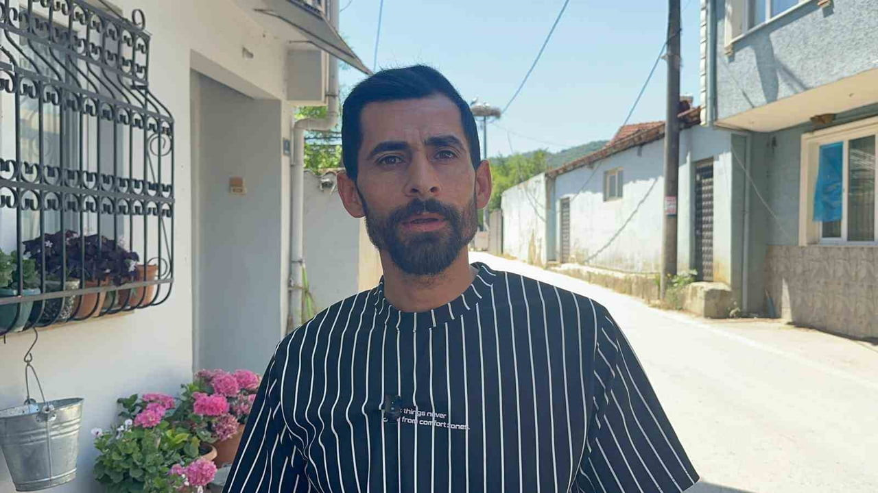 SÜLEYMAN KOÇOĞLU'NUN OĞLU İLKER KOÇOĞLU DA BABASI İLE KAZ ARASINDAKİ DOSTLUĞUN BİR KÖPEĞİN...