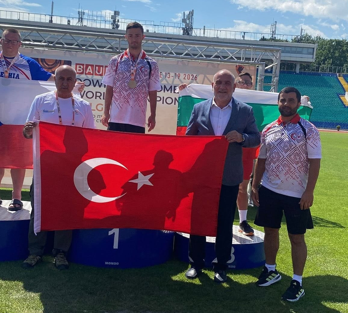 SULTANGAZİ BELEDİYESİ SPOR KULÜBÜ SPORCUSU MAHMUT DUHAN KUTSAL, BAŞTA SULTANGAZİ OLMAK ÜZERE TÜM...