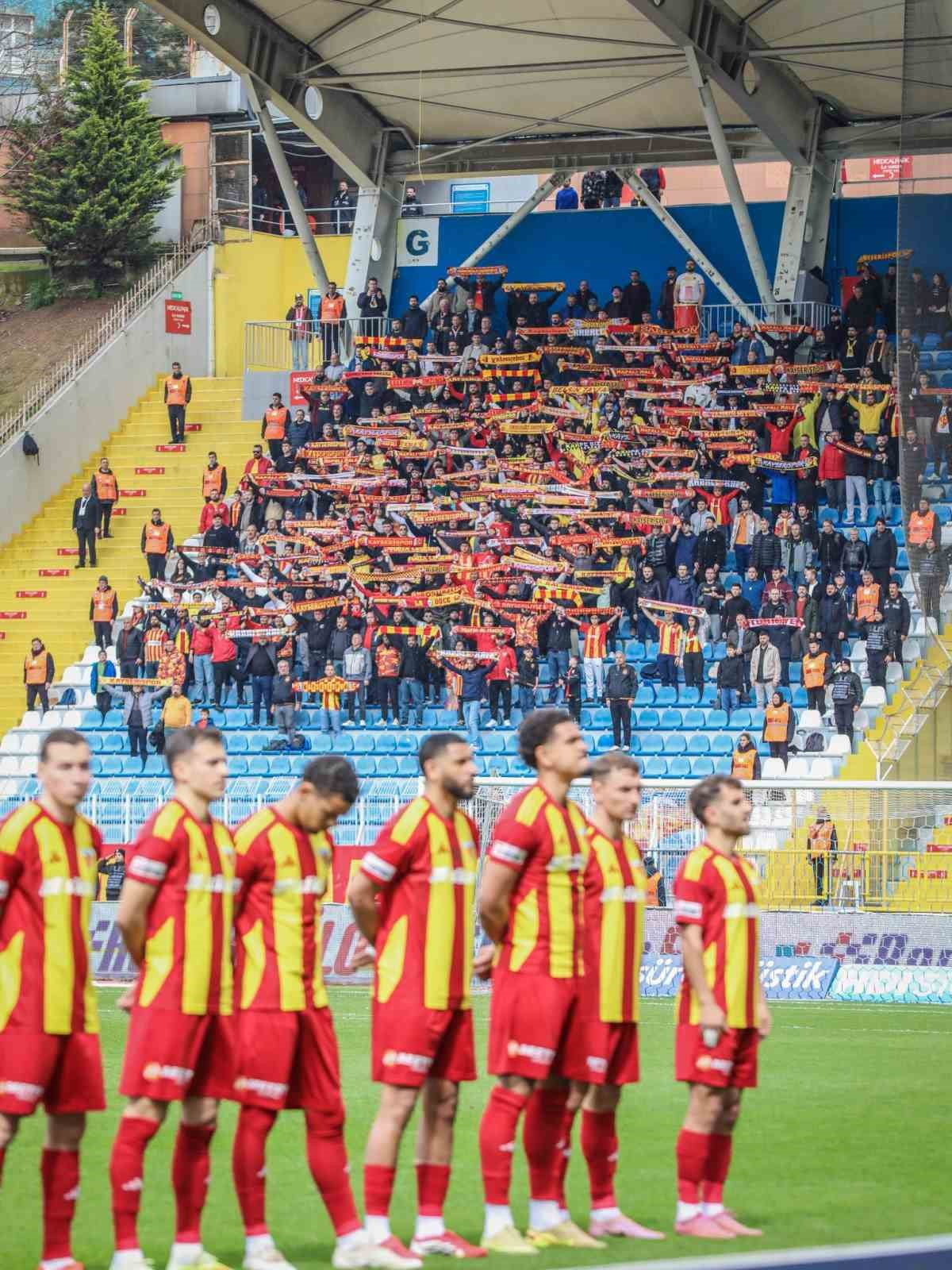 SÜPER LİG EKİPLERİNDEN KAYSERİSPOR, 28. HAFTAYI 23 PUANLA DÜŞME HATTINDA KAPATTI