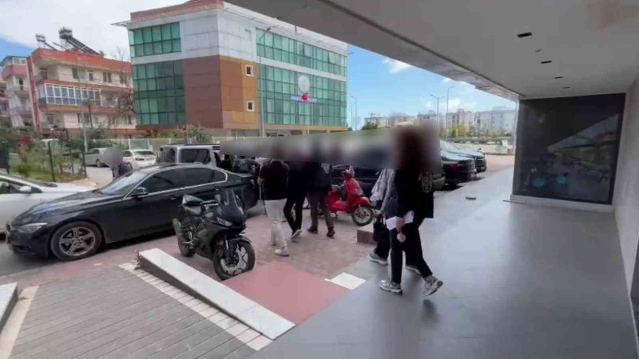 ŞÜPHELİLERE YÖNELİK OPERASYONDA 16 KİŞİ YAKALANDI.