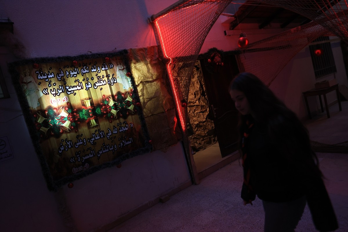 Suriye'de Rum Ortodoks cemaatine mensup Hristiyanlar, haziran ayında terör saldırısının hedefi...