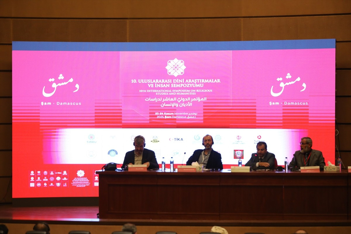  Suriye'de, Türkiye İmam Hatipliler Vakfı'nın (TİMAV) organizasyonunda ve Şam Üniversitesi'nin...