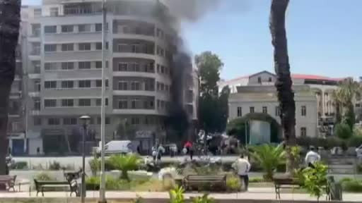 Suriye'nin başkenti Şam'daki Turizm Bakanlığı binası yakınlarında art arda meydana gelen çifte...