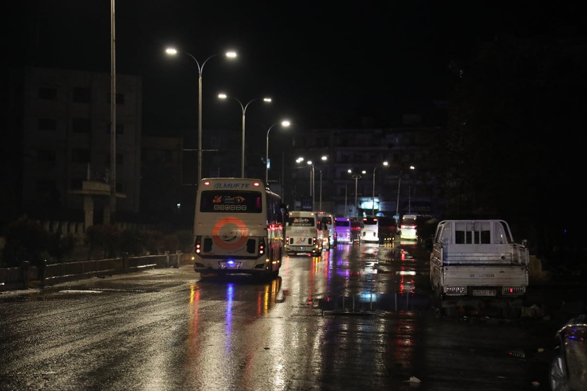 Suriye'nin Halep kentindeki Şeyh Maksud Mahallesi'nde Suriye ordusunun yürüttüğü operasyonlar...