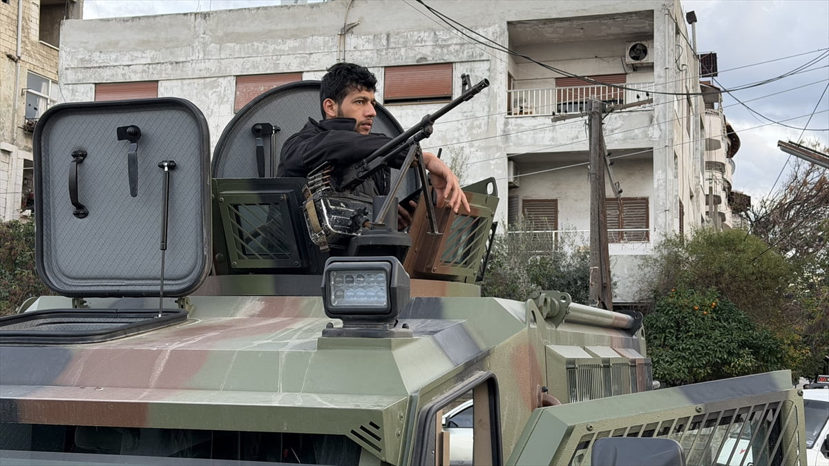 Suriye’nin Lazkiye ilinde kent genelinde sokağa çıkma yasağı ilan edildi. 31 Aralık Çarşamba günü...