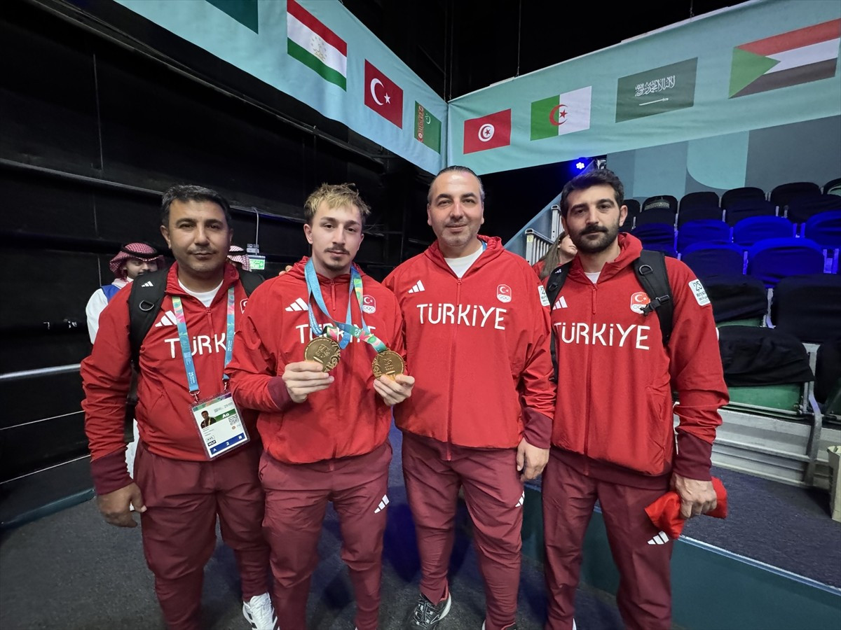 Suudi Arabistan'ın başkenti Riyad'da düzenlenen 6. İslami Dayanışma Oyunları'nda 2 altın madalya...