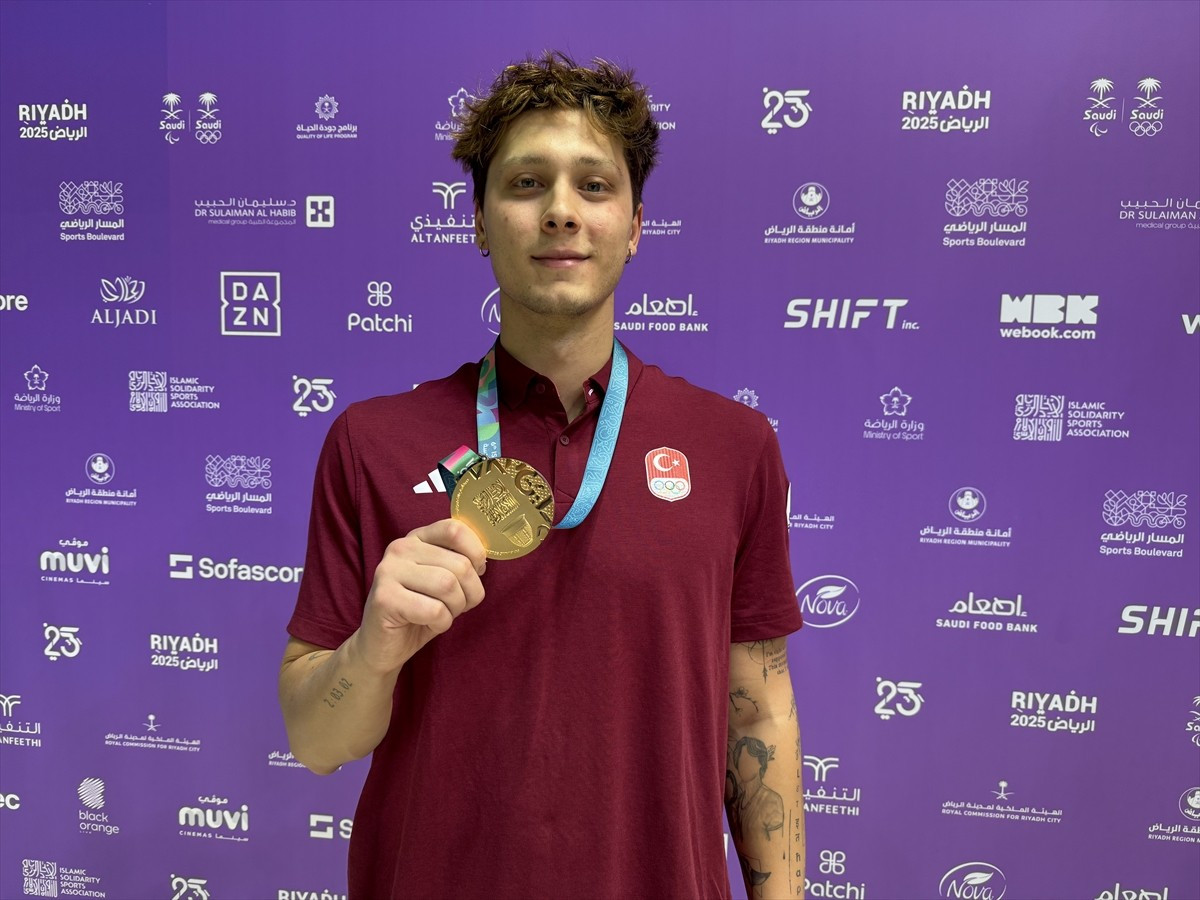 Suudi Arabistan'ın başkenti Riyad'da düzenlenen 6. İslami Dayanışma Oyunları'nda milli yüzücüler...