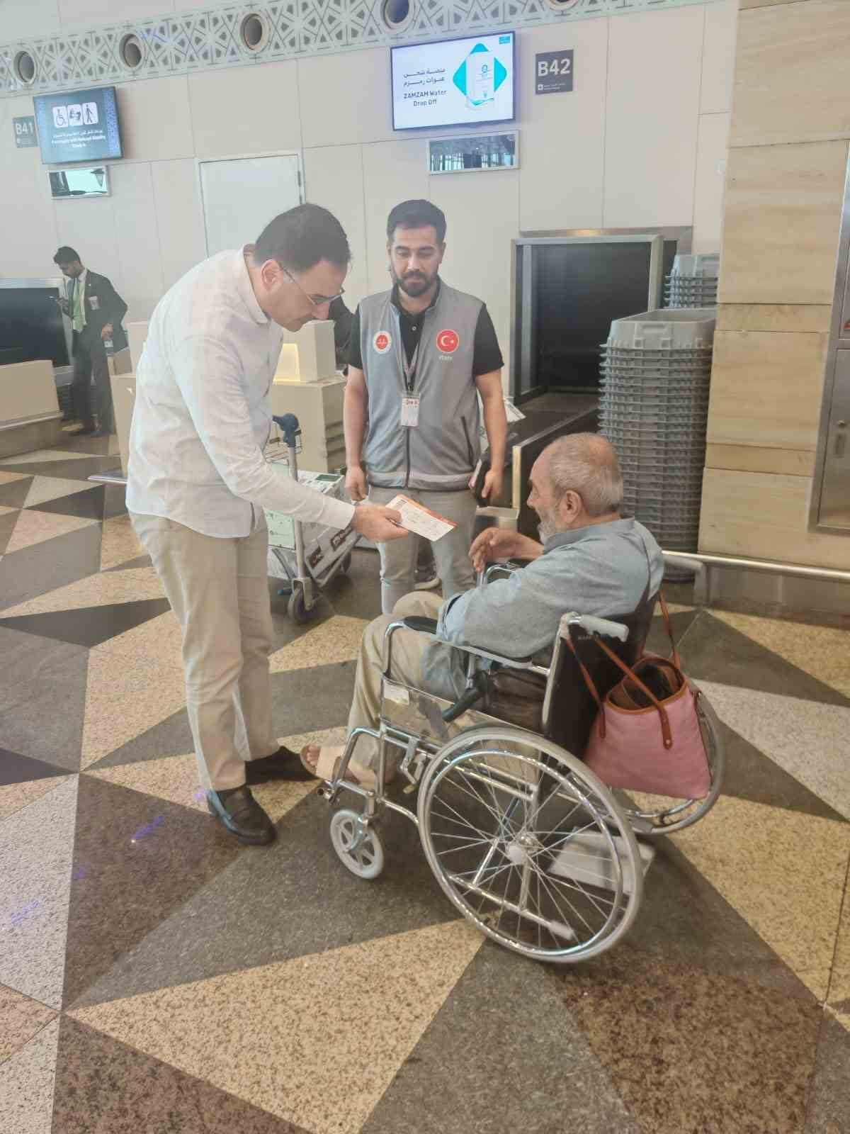SUUDİ ARABİSTAN’DA YAKLAŞIK 40 YILDIR MAHSUR KALAN ALİ BAYBAŞ’IN TÜRKİYE’YE DOĞRU YOLA...