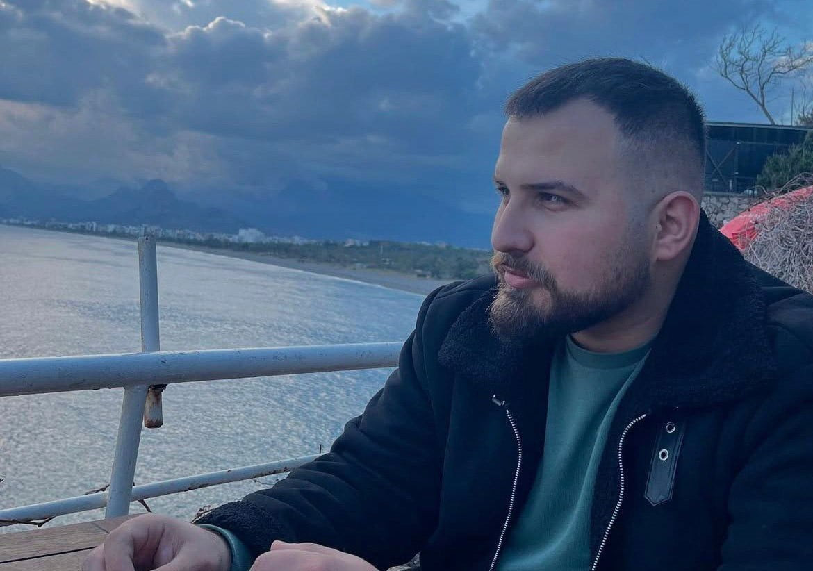 TAHSİN GÖKER