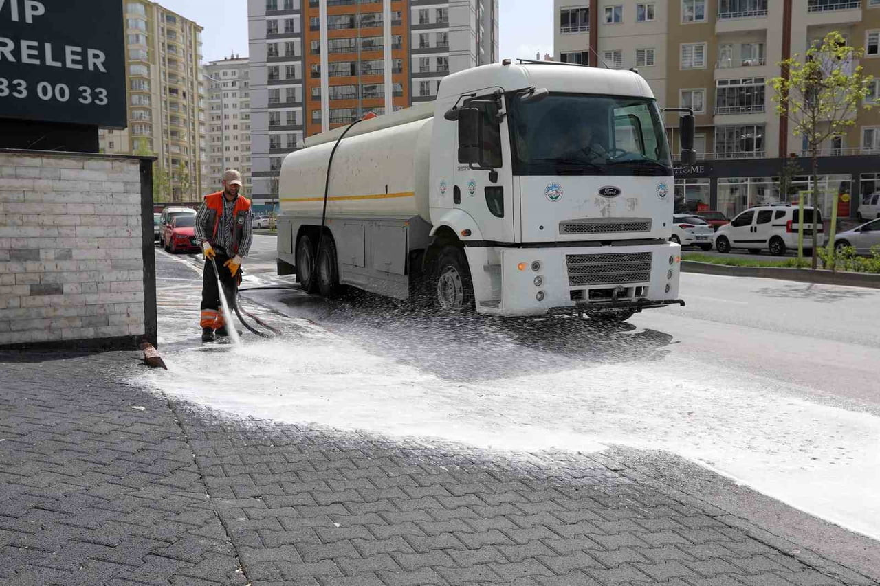 TALAS BELEDİYESİ; KURBAN BAYRAMI’NA KISA BİR SÜRE KALA İLÇEDE BAYRAMIN RAHAT VE HUZUR İÇİNDE...