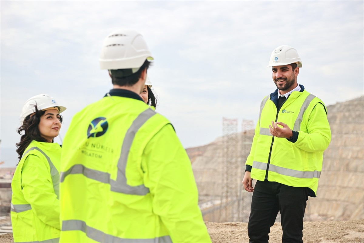 Tam kapasite devreye girdiğinde Türkiye'nin elektrik ihtiyacının yüzde 10'unu karşılaması...