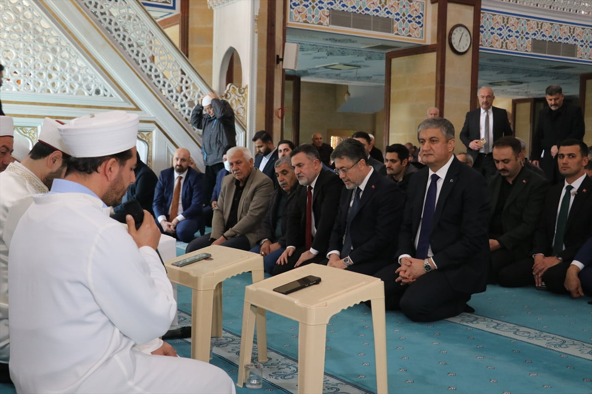 Tarım ve Orman Bakanı İbrahim Yumaklı, Kahramanmaraş merkezli 6 Şubat 2023'teki depremlerde...