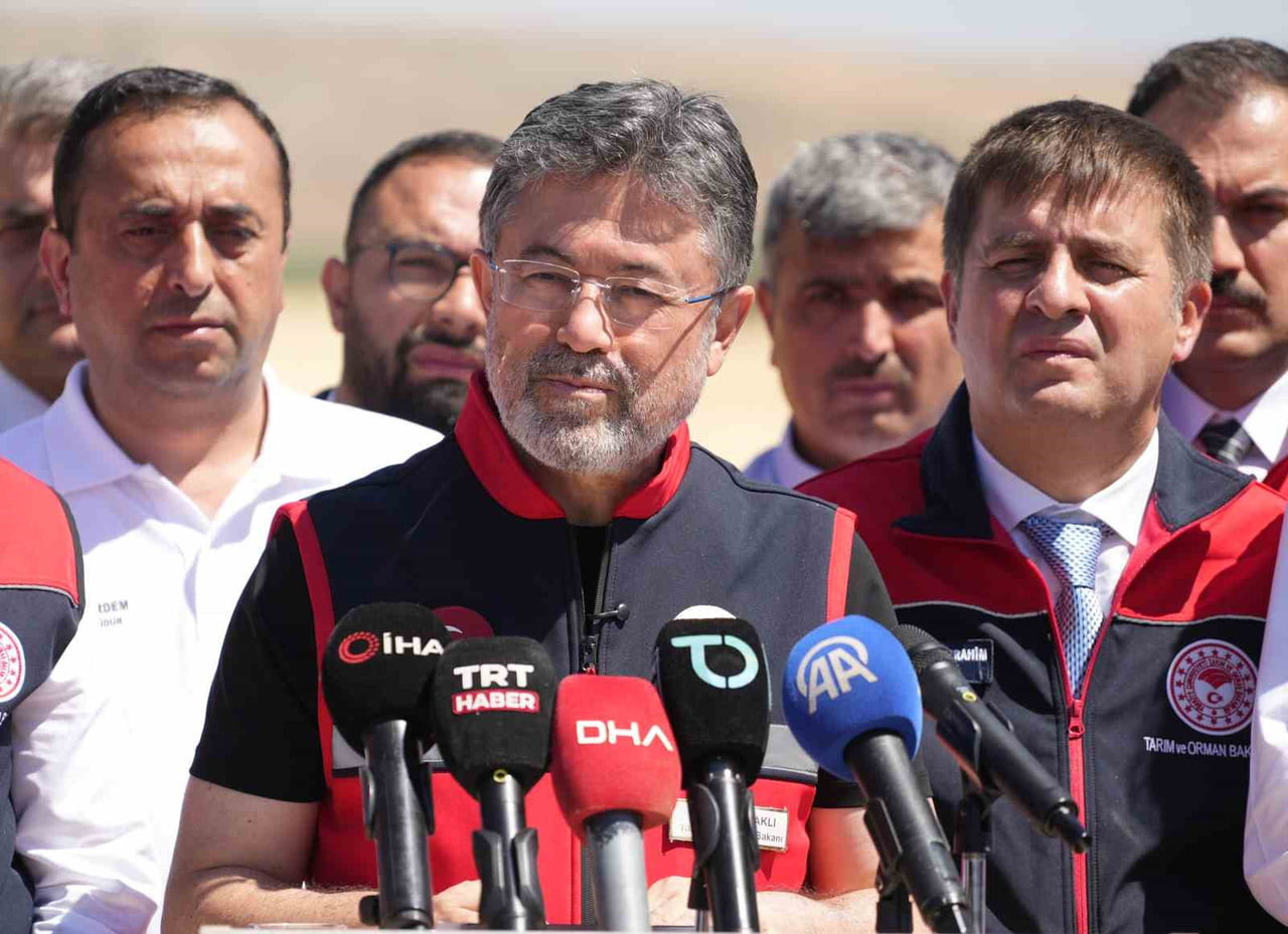 TARIM VE ORMAN BAKANI İBRAHİM YUMAKLI, KIRIKKALE'NİN KARAKEÇİLİ İLÇESİNDEKİ EĞRİBÜK MERASI'NDA...