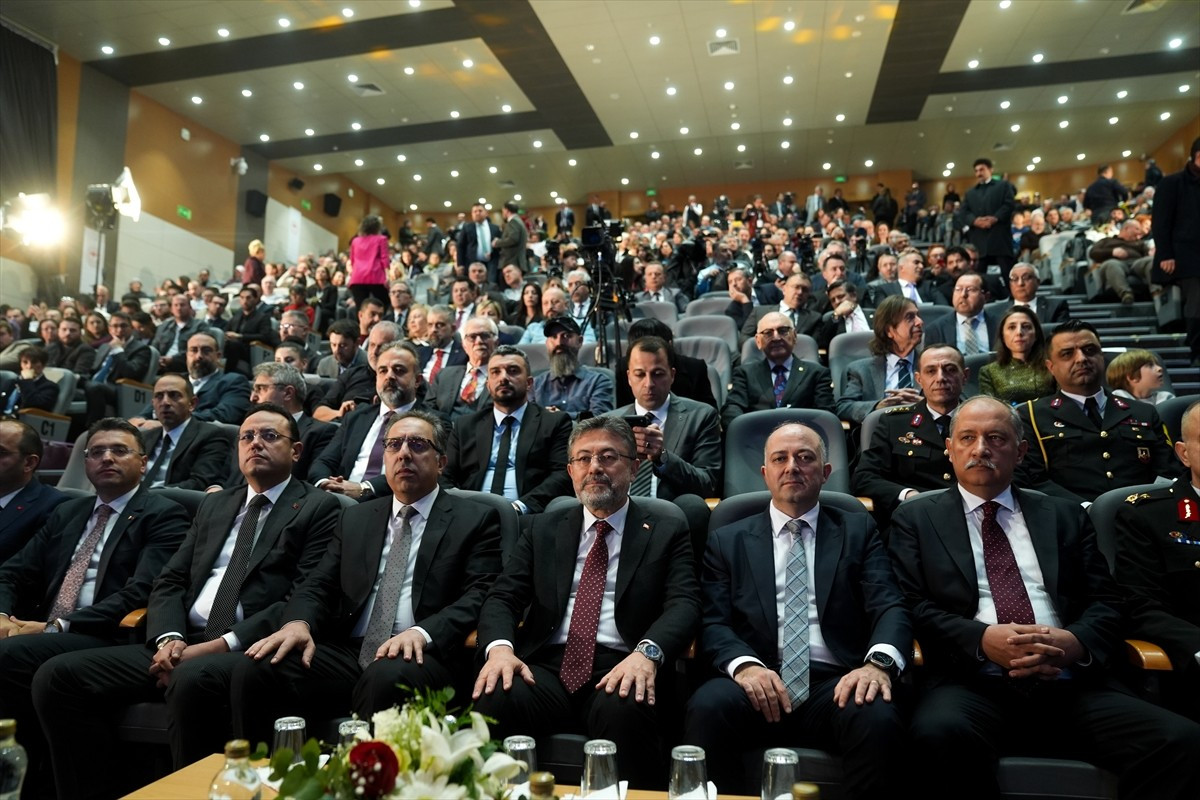 Tarım ve Orman Bakanı İbrahim Yumaklı, Orman Genel Müdürlüğü (OGM) Konferans Salonu'nda düzenlenen...