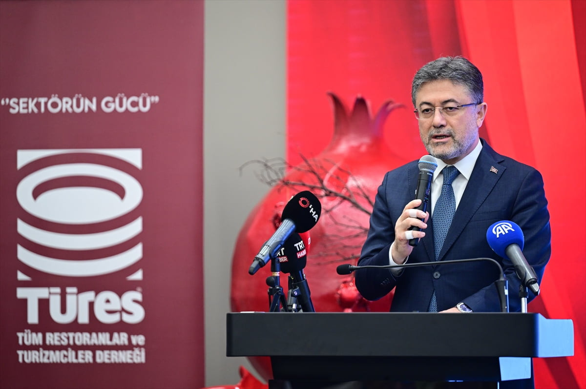 Tarım ve Orman Bakanı İbrahim Yumaklı, Tüm Restoranlar ve Turizmciler Derneği'nin (TÜRES)...