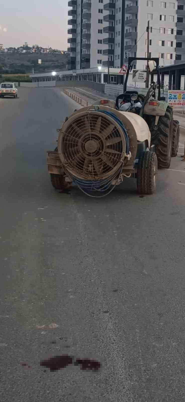 TARSUS’TA TRAKTÖR ALTINDA KALAN KADIN HAYATINI KAYBETTİ
