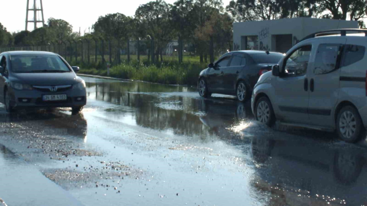 TAŞAN RÖGARLAR YÜZÜNDEN SÜRÜCÜLER ZOR ANLAR YAŞADI.