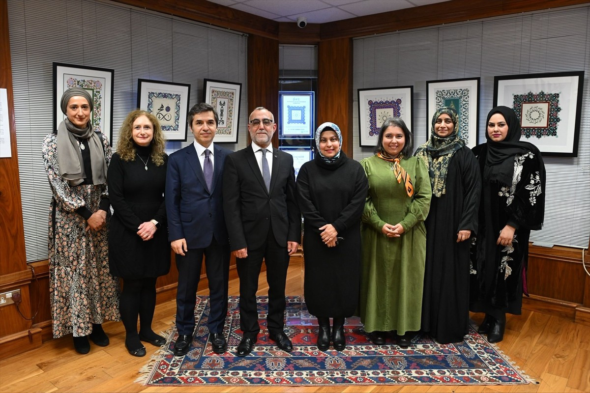 Tasavvuf düşüncesinin derin kavramlarından biri olan "hiçlik" temasını merkeze alan ve 30 Kasım'a...