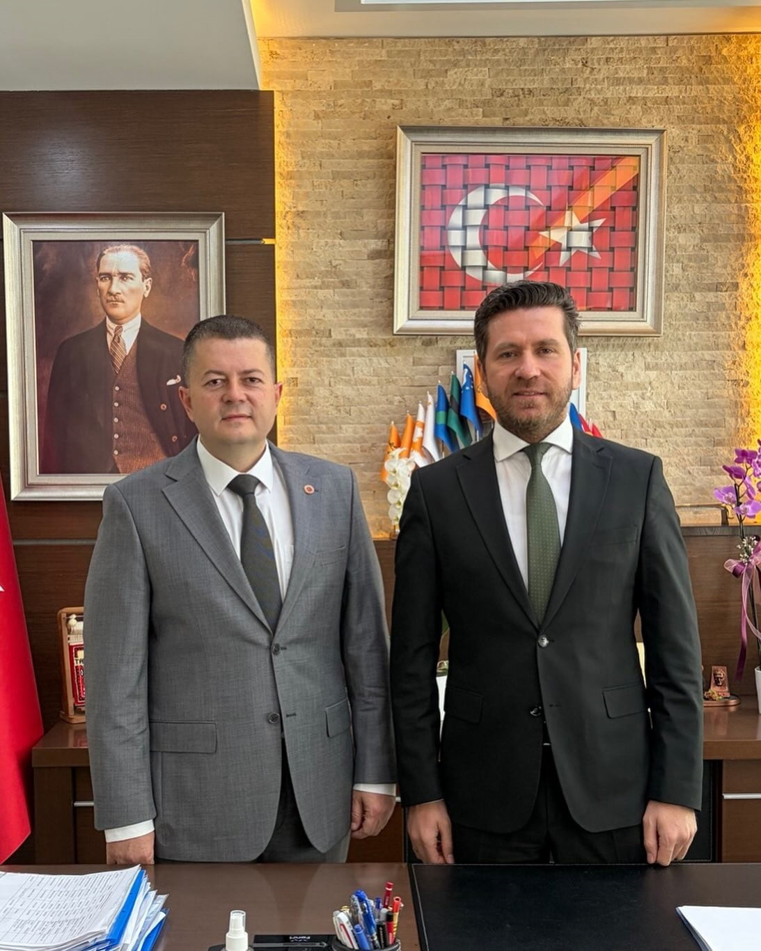 TAVAS BELEDİYESİ’NDE BAŞKAN YARDIMCISI OSMAN MACİT’İN İSTİFASININ ARDINDAN GÖREVE VETERİNER HEKİM...