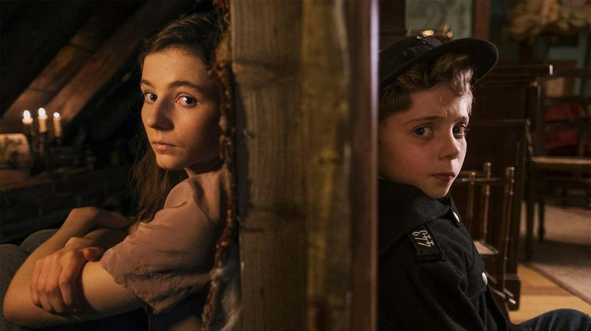 Tavşan Jojo filmi konusu ve oyuncuları