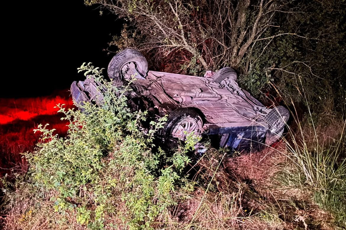 TAVŞANLI'DA OTOMOBİL TAKLA ATTI: 1'İ AĞIR 2 YARALI