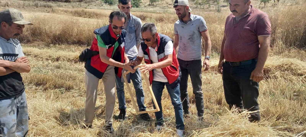 TAVŞANLI’DA BİÇERDÖVER KONTROLLERİ SÜRÜYOR