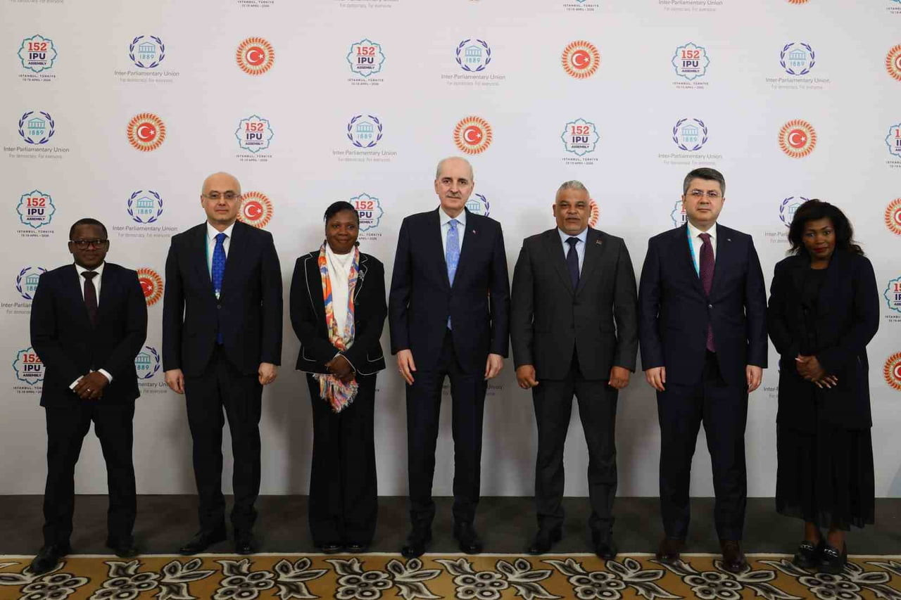 TBMM BAŞKANI KURTULMUŞ, MALAVİ ULUSAL MECLİSİ BAŞKANI SULEMAN İLE GÖRÜŞTÜ