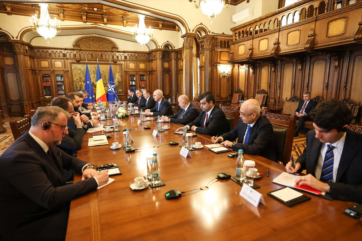 TBMM Başkanı Numan Kurtulmuş, Romanya Cumhurbaşkanı Nicuşor Dan tarafından kabul edildi....