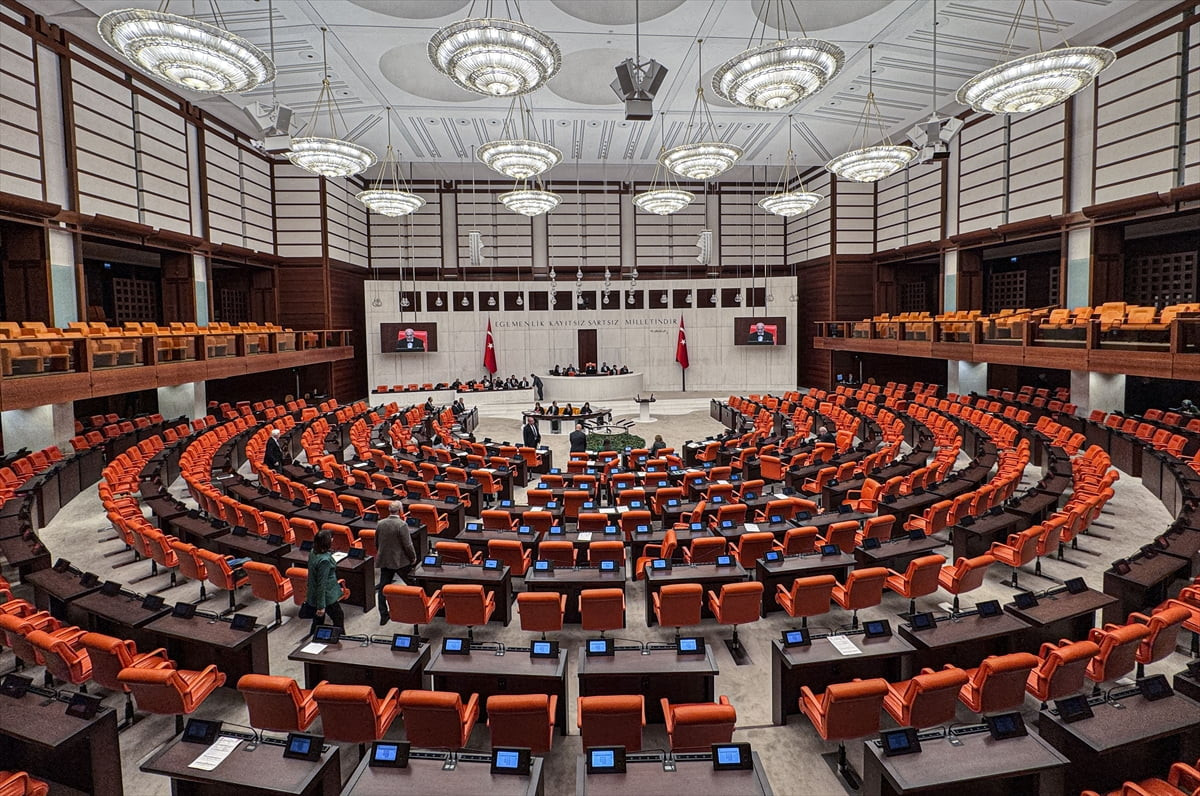 TBMM Genel Kurulu, Meclis Başkanvekili Tekin Bingöl başkanlığında toplandı.